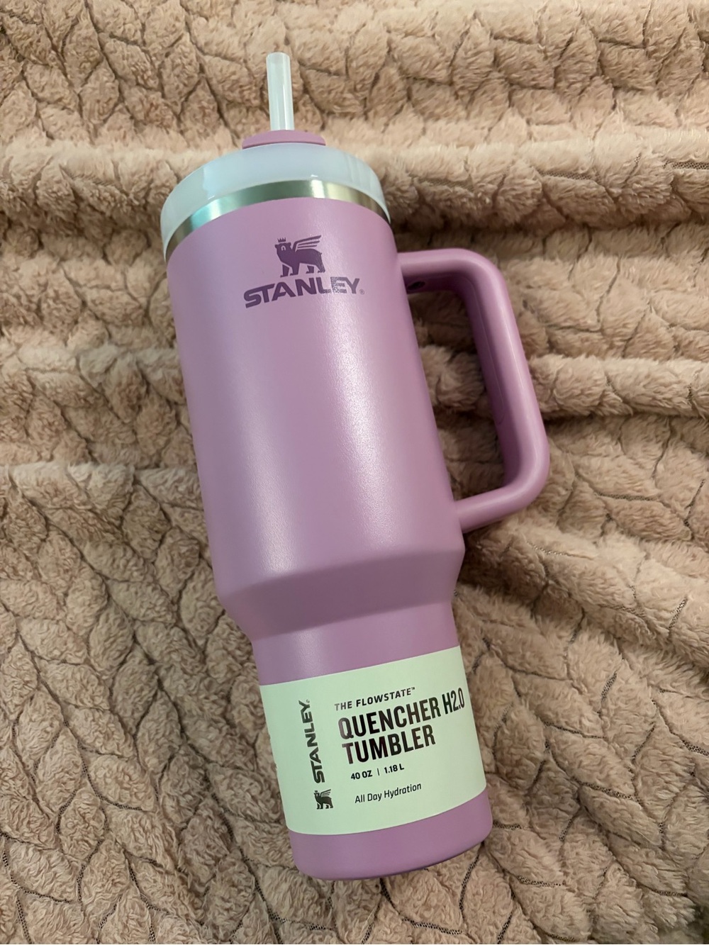 Stanley Lilac Quencher H2.0 Tumbler with Handle and Straw NWT